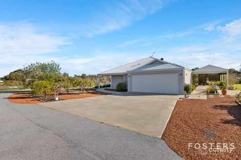 Property photo of 40 Follington Place Banjup WA 6164