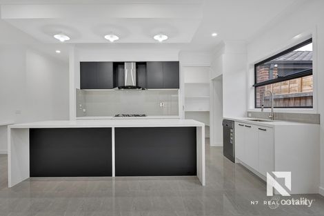 Property photo of 13 Malone Circuit Deanside VIC 3336