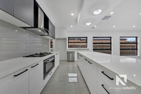 Property photo of 13 Malone Circuit Deanside VIC 3336