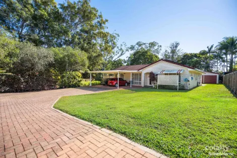 Property photo of 10 Haydn Drive Kawungan QLD 4655
