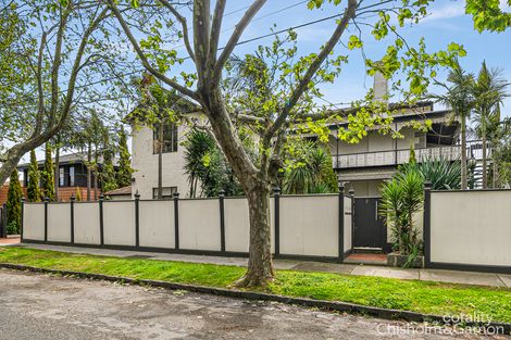 4/2 Wimbledon Ave, Elwood, VIC 3184