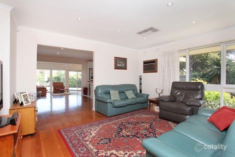 Property photo of 8 Royston Place Gladstone Park VIC 3043