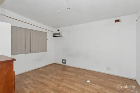 Property photo of 14 Wayford Street Elizabeth Vale SA 5112