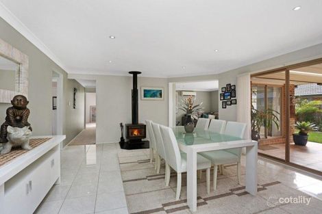 Property photo of 10 Hargreaves Circuit Metford NSW 2323