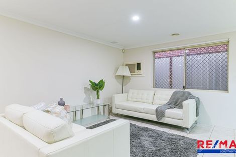 Property photo of 36B Longhurst Way Queens Park WA 6107