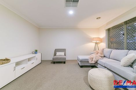 Property photo of 36B Longhurst Way Queens Park WA 6107