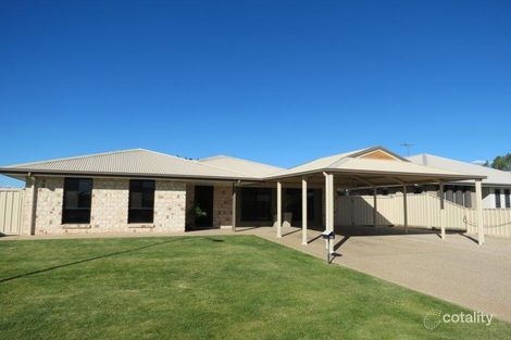 33 Moriarty St, Emerald, QLD 4720