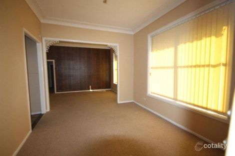 Property photo of 12 Muir Street Woonona NSW 2517
