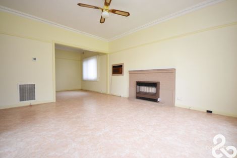 Property photo of 21 Bourke Street Reservoir VIC 3073