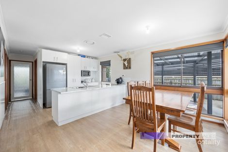 Property photo of 100 Torres Street Newborough VIC 3825