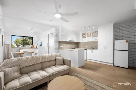 Property photo of 2/9 Boorook Street Buddina QLD 4575