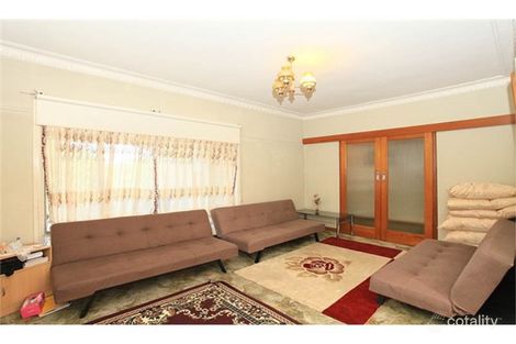 Property photo of 11 Maryvale Street Sunshine VIC 3020