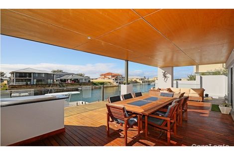 Property photo of 15 Sandpiper Island Retreat Wannanup WA 6210