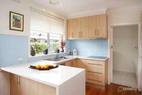 Property photo of 24 Singleton Road Balwyn North VIC 3104