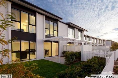 Property photo of 30/18 Archipelago Street Pacific Pines QLD 4211