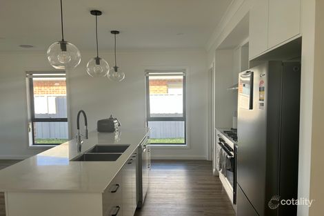 Property photo of 32 Glenwood Boulevard Baranduda VIC 3691