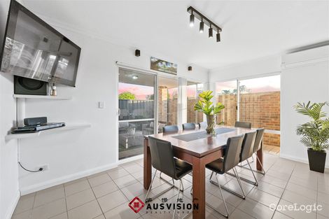 Property photo of 28 McGlinn Way Cloverdale WA 6105