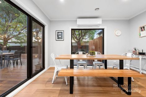 Property photo of 27 Somerset Place Safety Beach VIC 3936