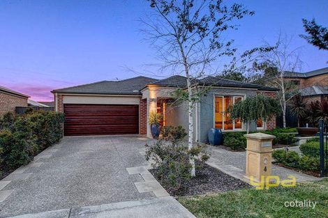 Property photo of 4 Dargi Green Caroline Springs VIC 3023