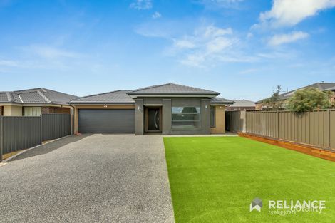 Property photo of 19 Larneuk Drive Cobblebank VIC 3338