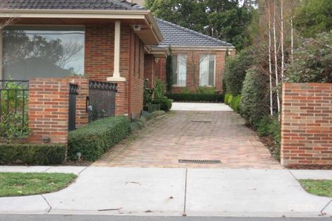 Property photo of 2/11 Grandview Avenue Glen Iris VIC 3146