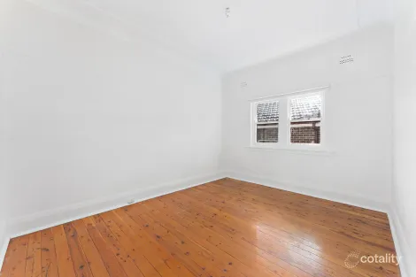 Property photo of 11 Glenview Avenue Earlwood NSW 2206