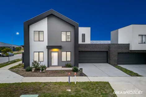 8 Glory St, Clyde North, VIC 3978