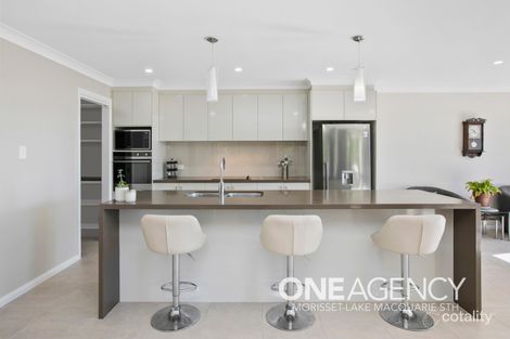 Property photo of 24 Stan Crescent Bonnells Bay NSW 2264