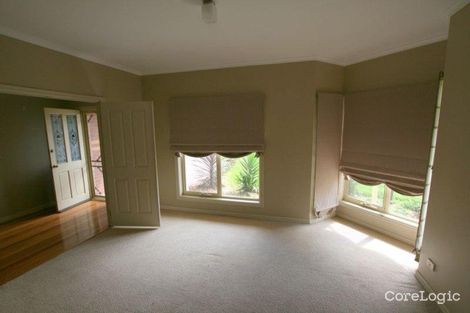 Property photo of 82 The Old Stock Run Sunbury VIC 3429