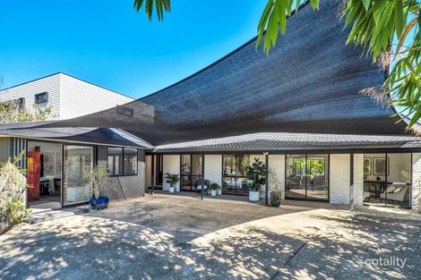 Property photo of 25 Barradine Crescent Helensvale QLD 4212