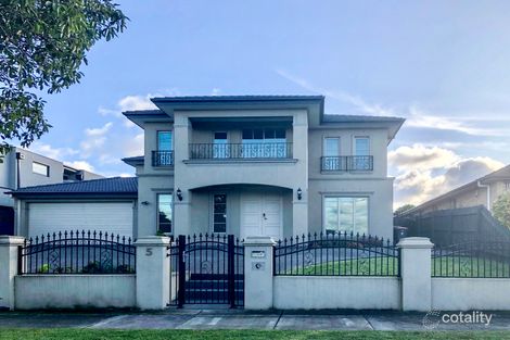 Property photo of 5 Lisbon Street Glen Waverley VIC 3150