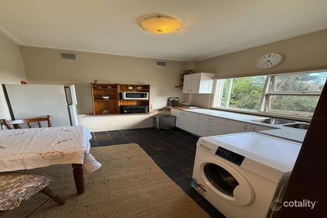 Property photo of 25 Iris Avenue Coniston NSW 2500