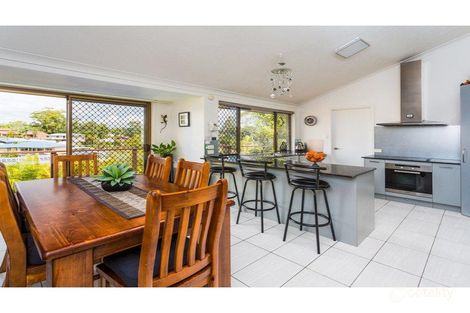 Property photo of 6 Barow Court Ashmore QLD 4214