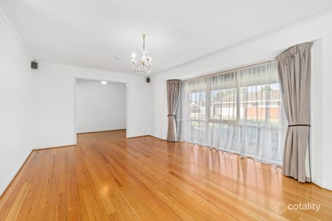 Property photo of 28 Helen Crescent Sale VIC 3850