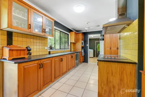 Property photo of 184 Moreton Terrace Beachmere QLD 4510