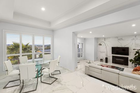 Property photo of 10 Monomeath Close Doncaster East VIC 3109