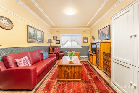 Property photo of 18 Prospect Street Mount Saint Thomas NSW 2500