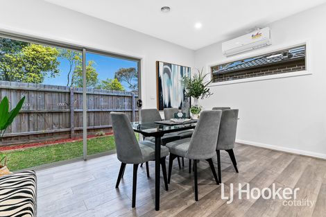 Property photo of 4/10 Sylvanwood Crescent Narre Warren VIC 3805