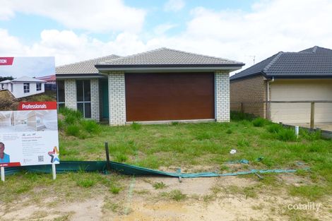 19 Hipwood St, Morayfield, QLD 4506