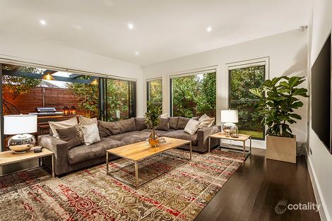 Property photo of 12 Curral Road Elsternwick VIC 3185