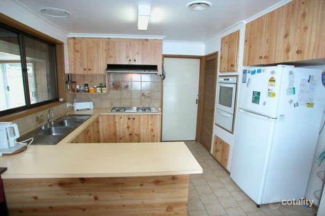 Property photo of 6 Tudor Court Craigieburn VIC 3064