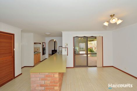 Property photo of 24 Sandalwood Parade Halls Head WA 6210