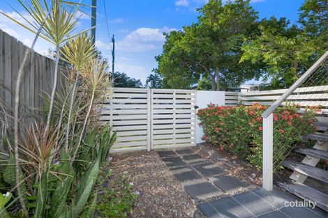 Property photo of 2/6 Eclipse Street Rowes Bay QLD 4810