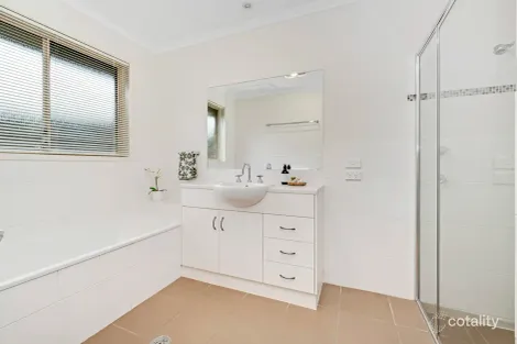 Property photo of 121 Nullarbor Avenue Harrison ACT 2914