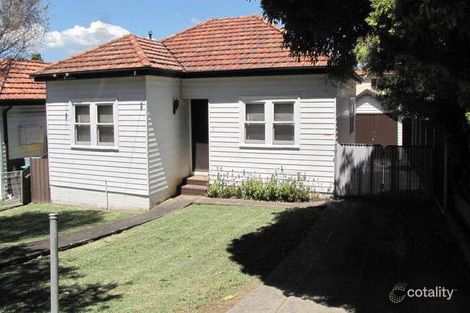 16 Berring Ave, Roselands, NSW 2196