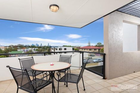 Property photo of 58/15 Kitchener Street Coorparoo QLD 4151