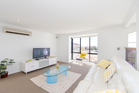 Property photo of 8 Jasmine Way Thornton NSW 2322