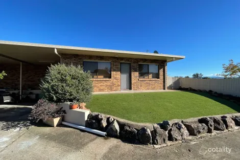 2/12 Parker St, Scone, NSW 2337