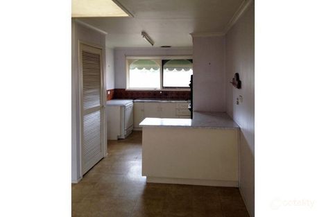 Property photo of 15 McLaren Avenue Cranbourne VIC 3977