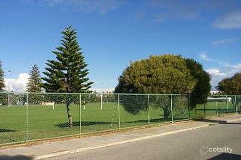 21 John St, North Fremantle, WA 6159